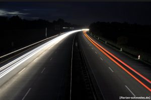 Autobahn A1 bei Nacht - Abfahrt Vechta